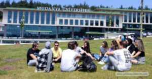 Mudanya-Universitesi-Yabanci-Ogrenci-2-600x314